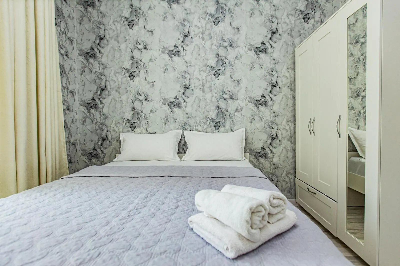 Legenda 2-Room Apartments 65 Almaty
